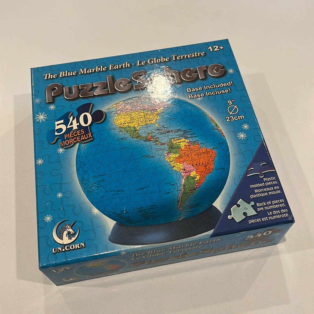 Brand New Blue Marble Earth Puzzle Sphere 540 Piece 3D Spherical Puzzle